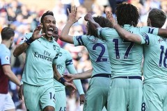 0-3！夏窗豪购又如何？英超7.2亿豪门德比完败 4轮4分仅赢升班马